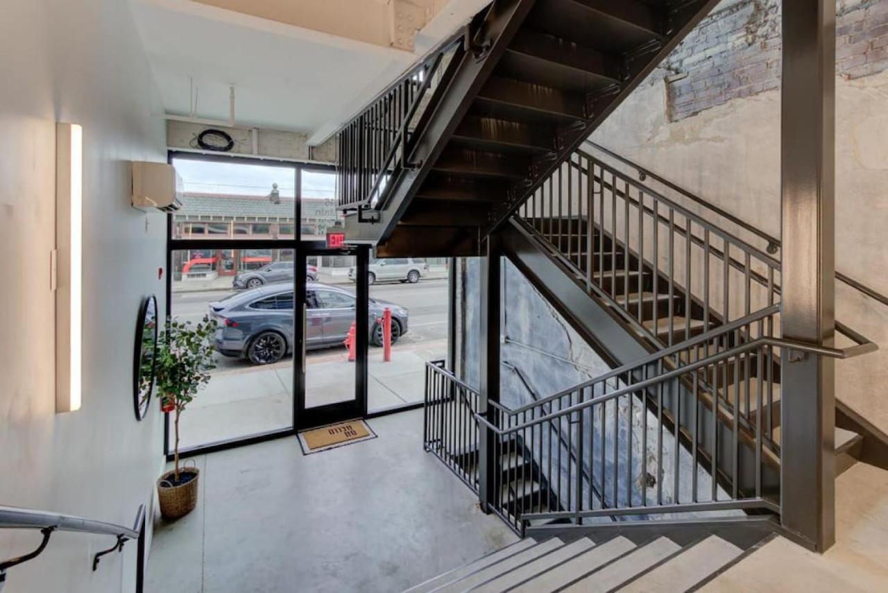 Historic Apartment In Prime Location Memphis Exterior photo